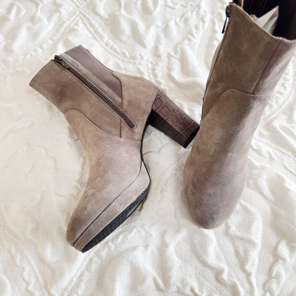 Donald Pliner Labell Platform Bootie Size 11M New - Picture 3 of 8